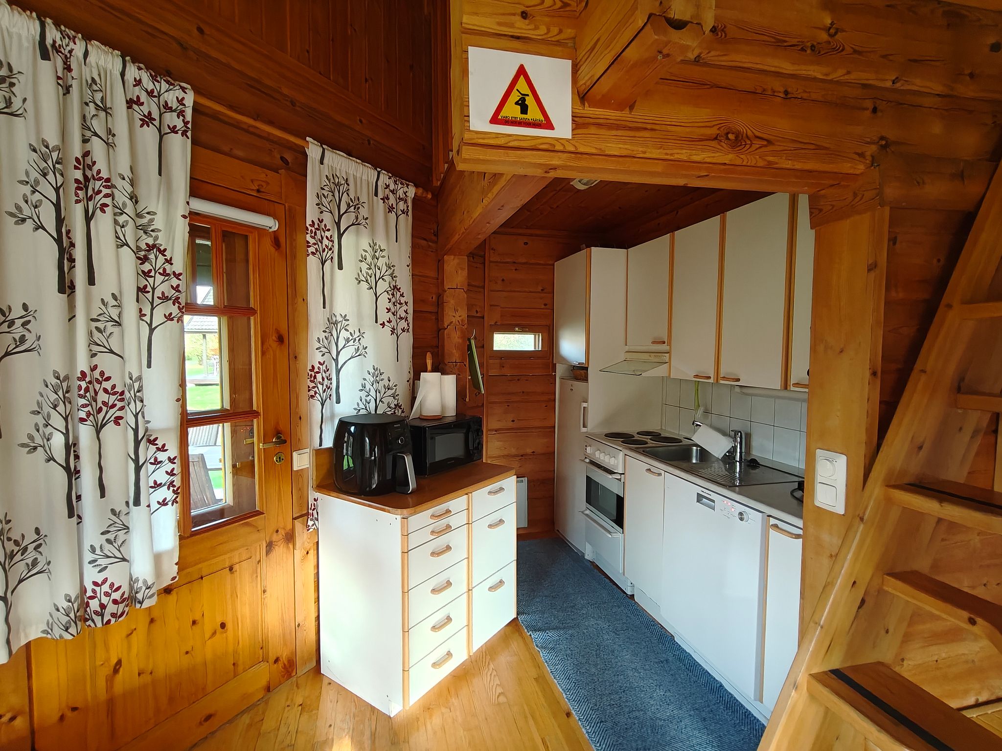 Image 3/10