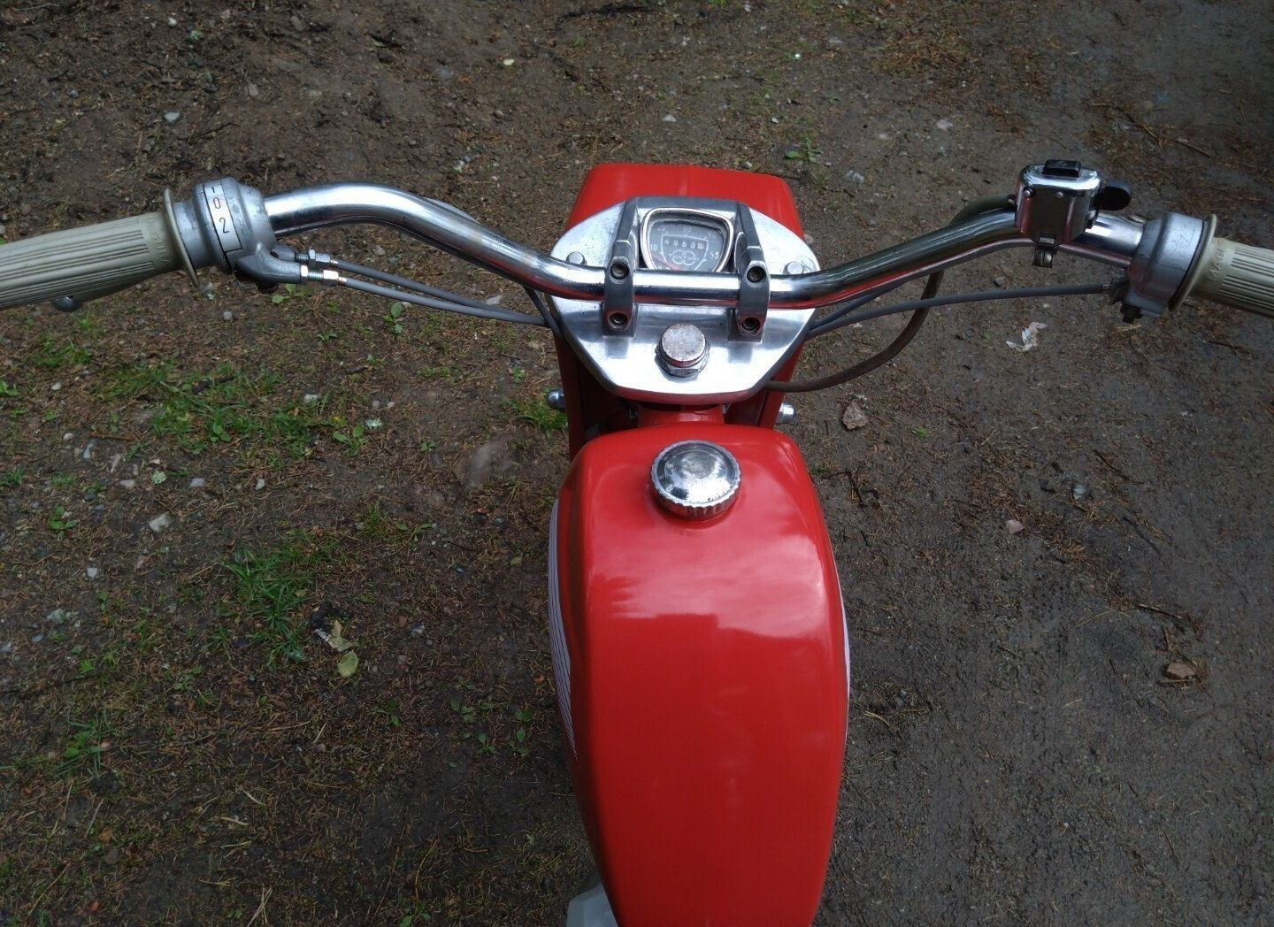 Image 8/9