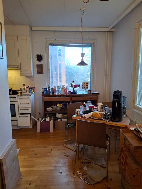 Image 10/15