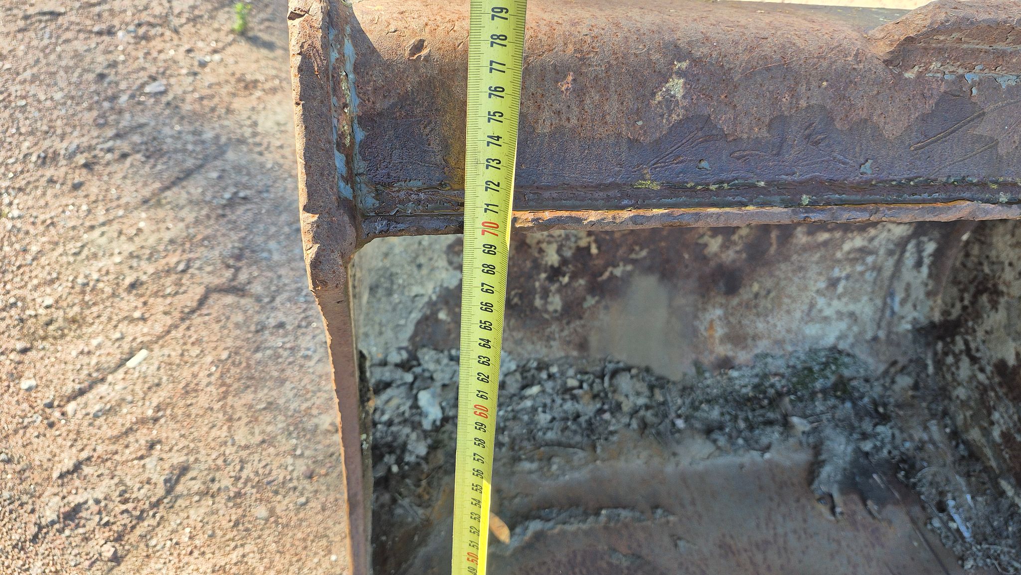 Image 6/6