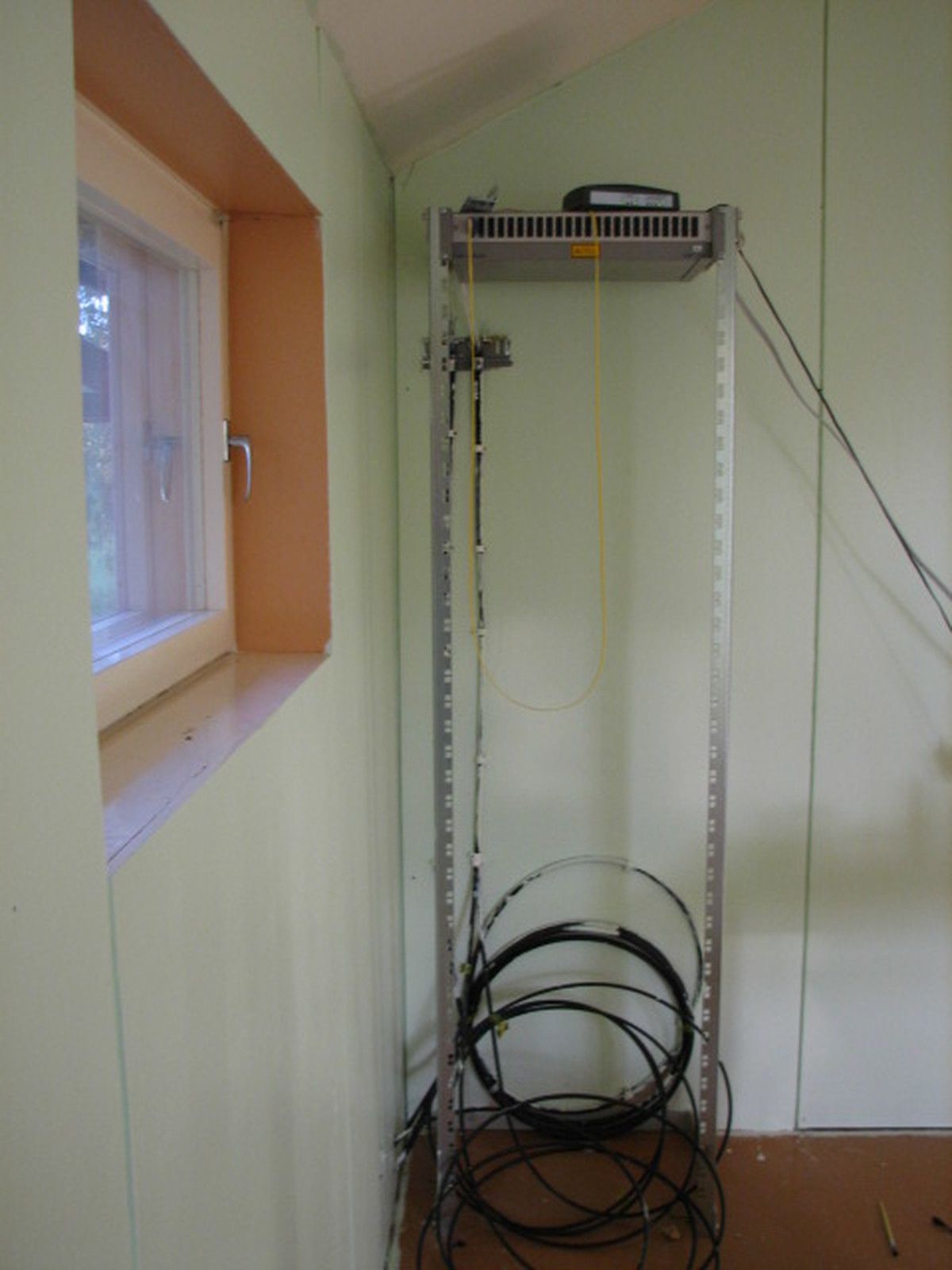 Image 13/50