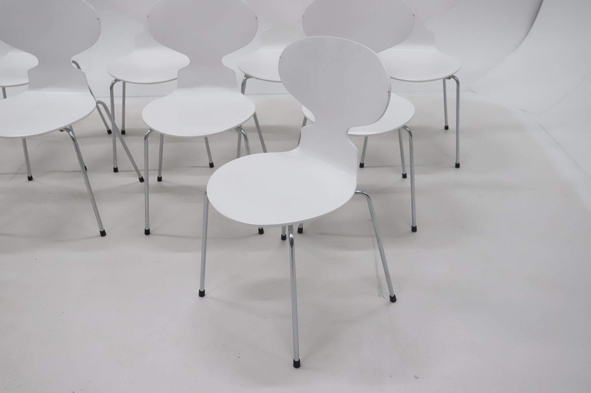 Image 8/45