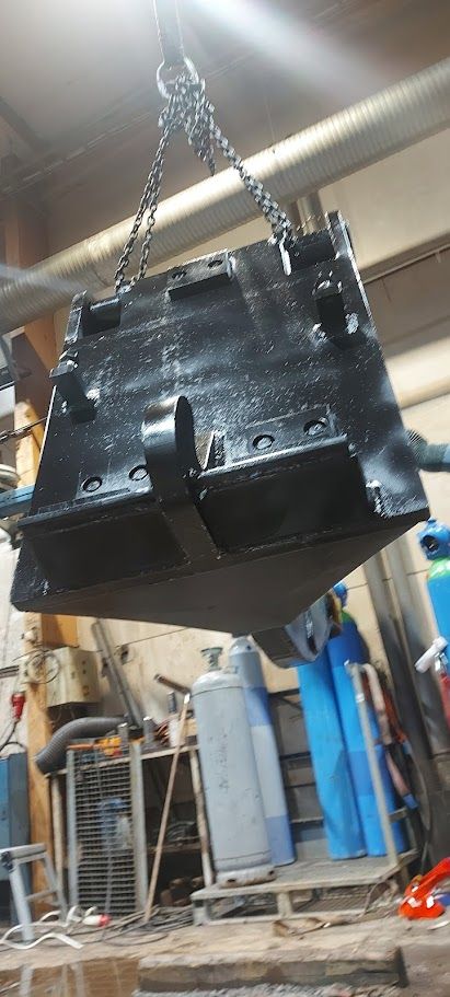 Image 11/19