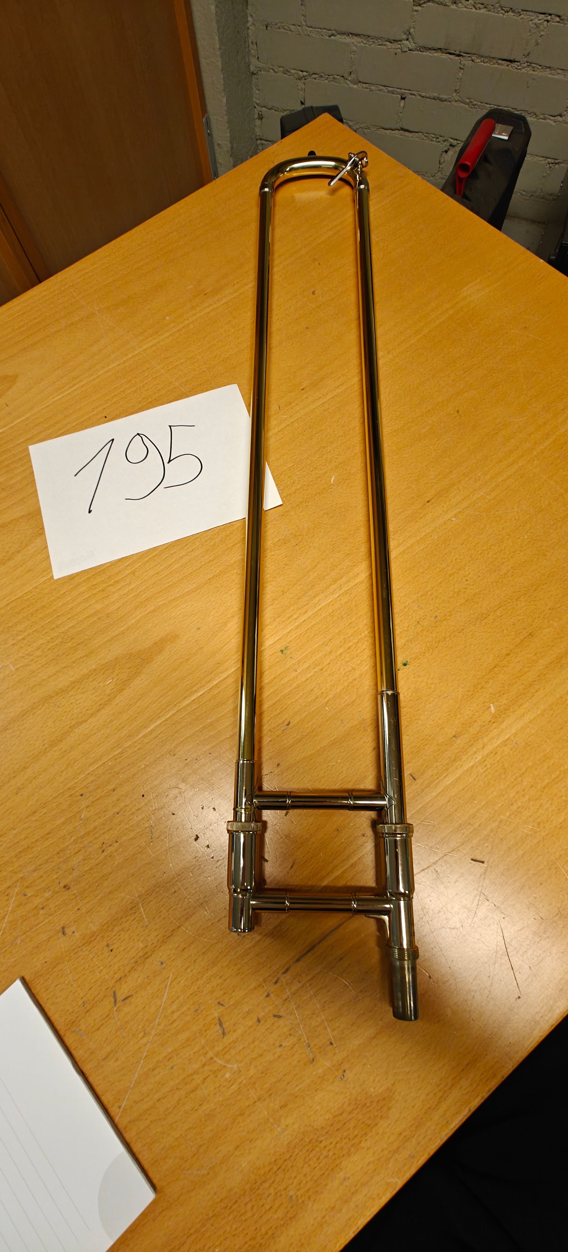 Image 3/19
