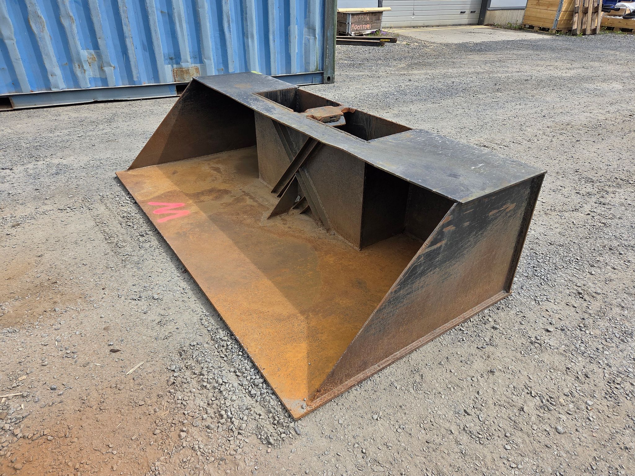 Image 4/5