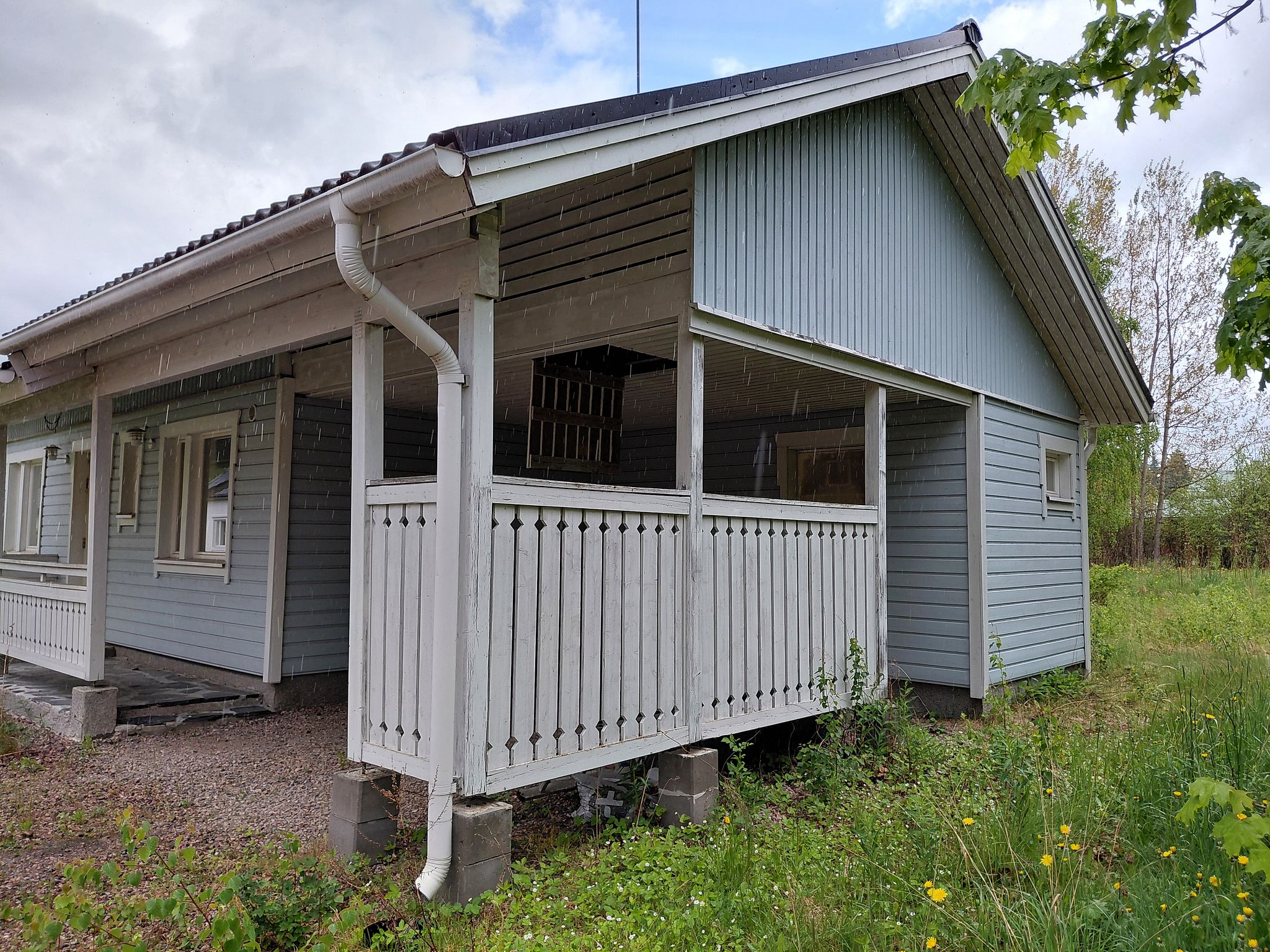 Image 2/46