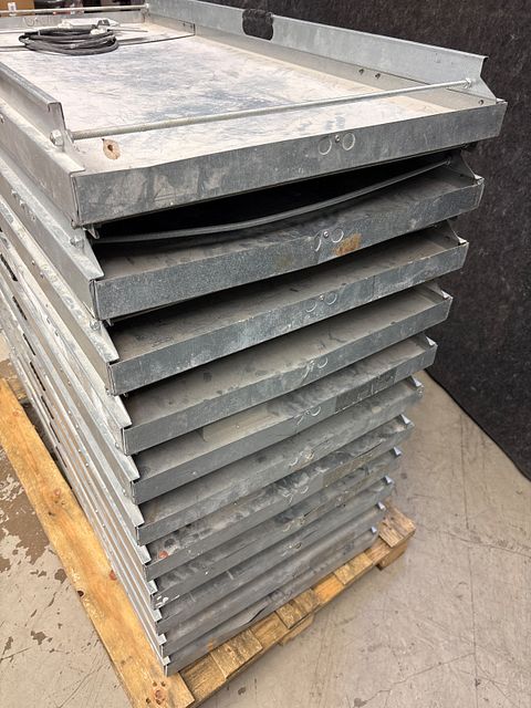 Image 6/7