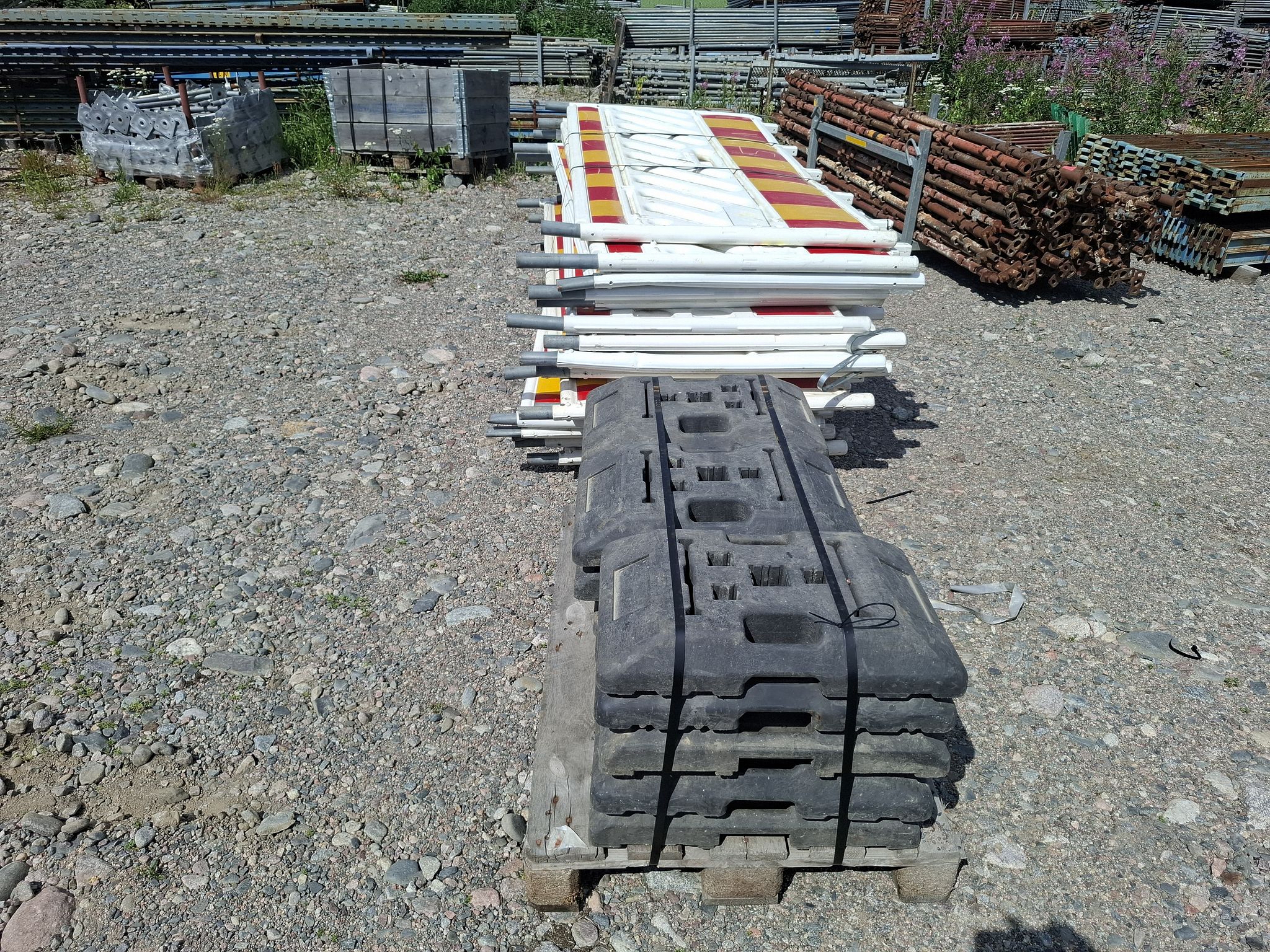 Image 4/7