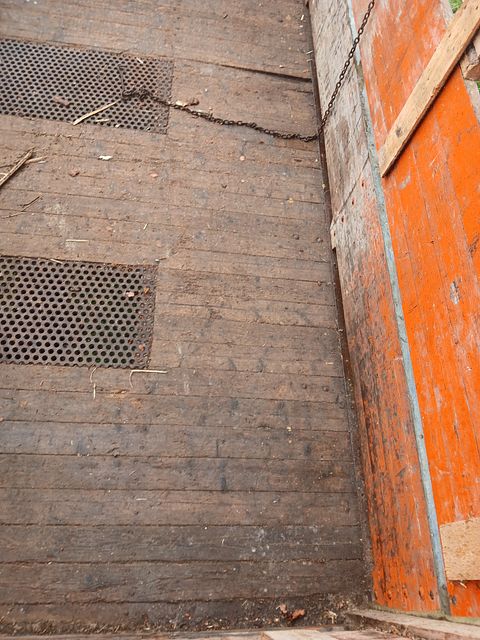 Image 19/58
