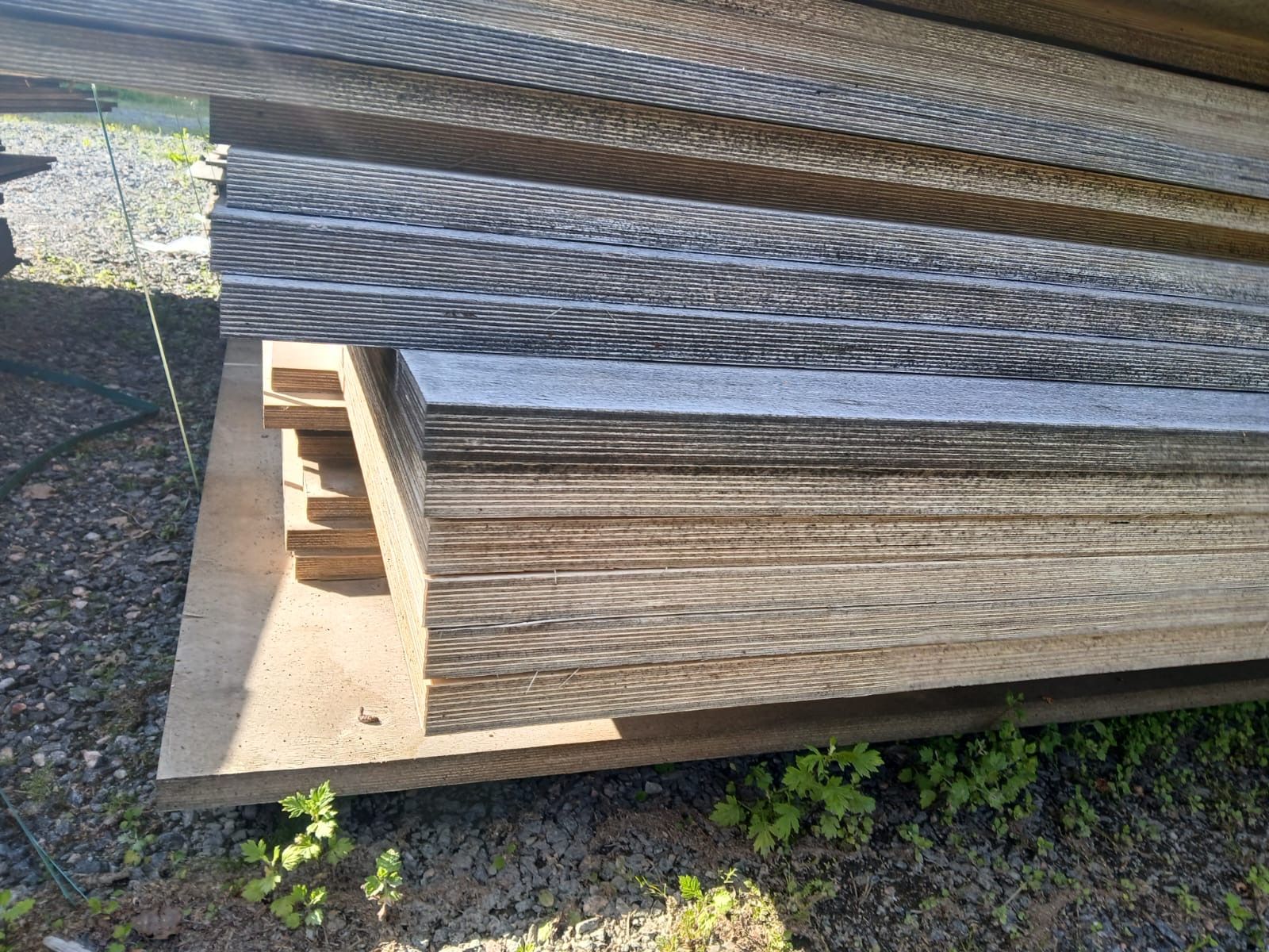 Image 4/7