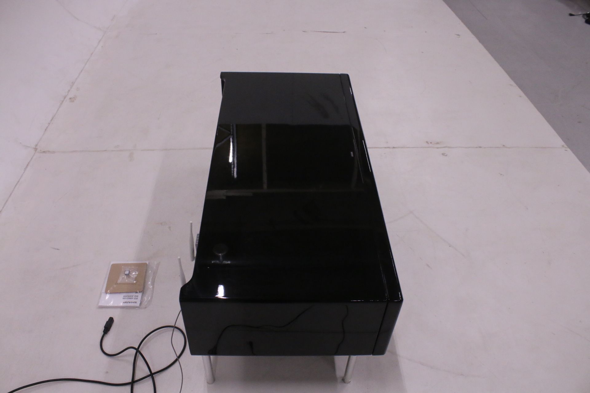 Image 5/9