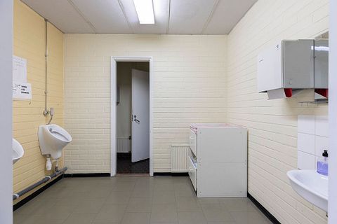 Image 20/36