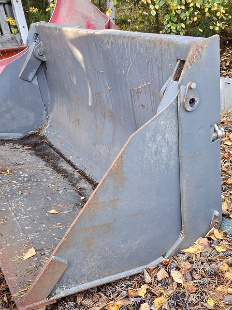 Image 1/4