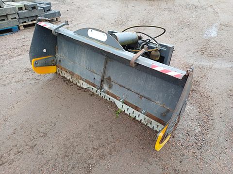Image 4/10