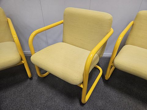 Image 8/10