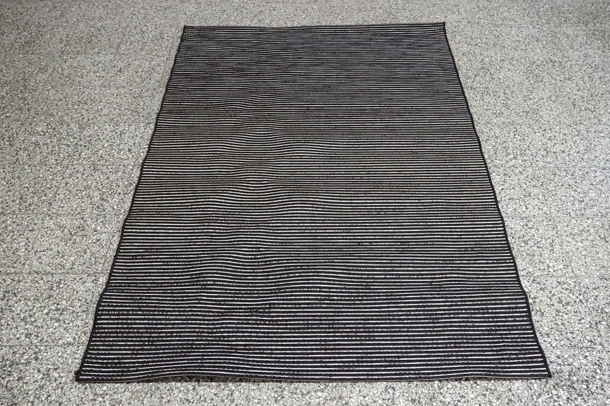 Image 1/6
