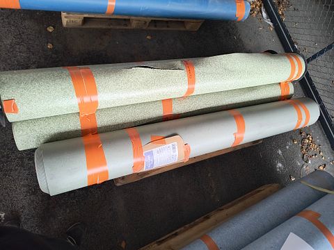 Image 1/4