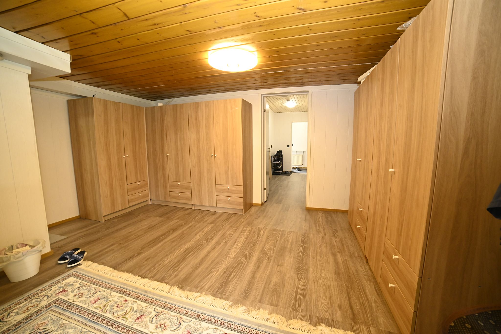 Image 14/36