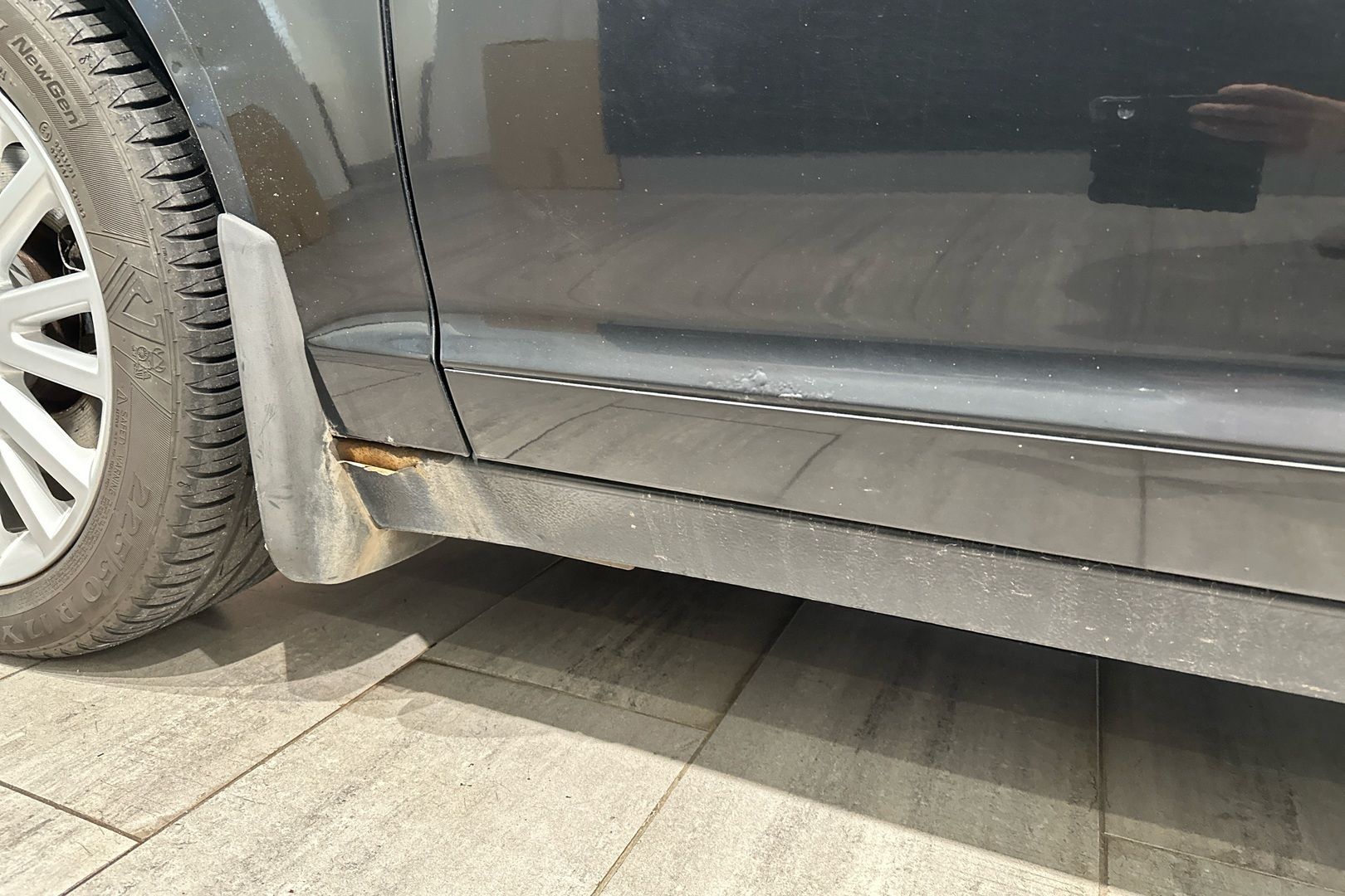 Image 19/27