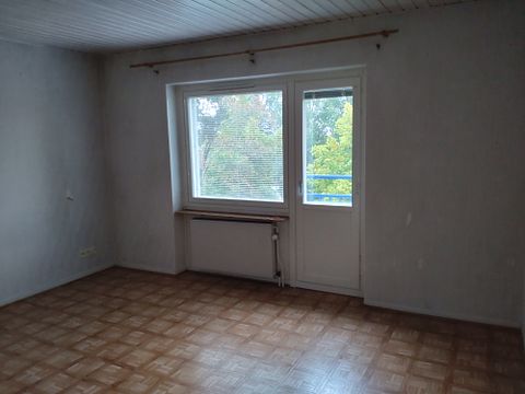Image 3/8