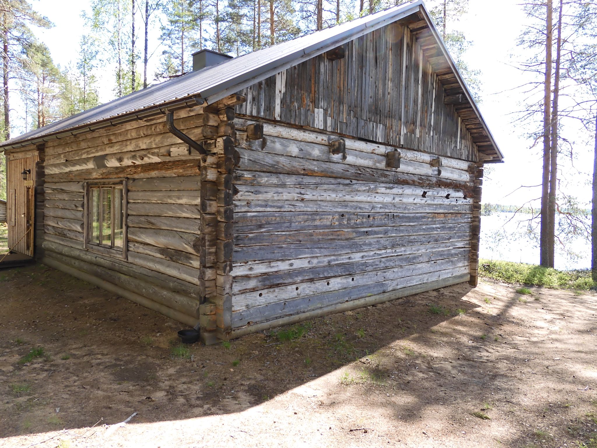 Image 2/23