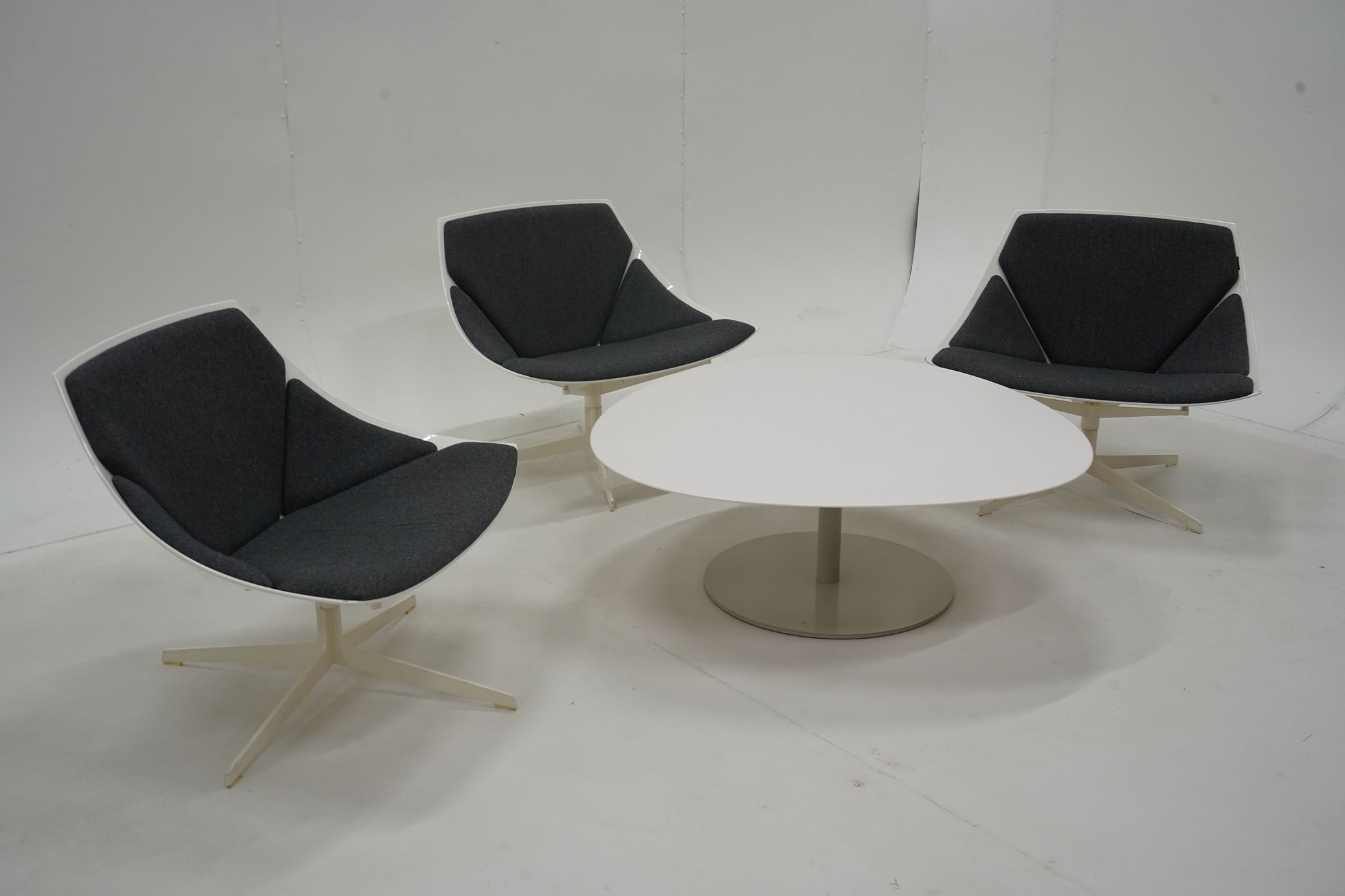 Image 2/27