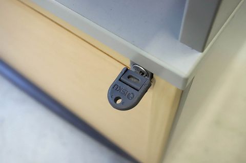 Image 6/8