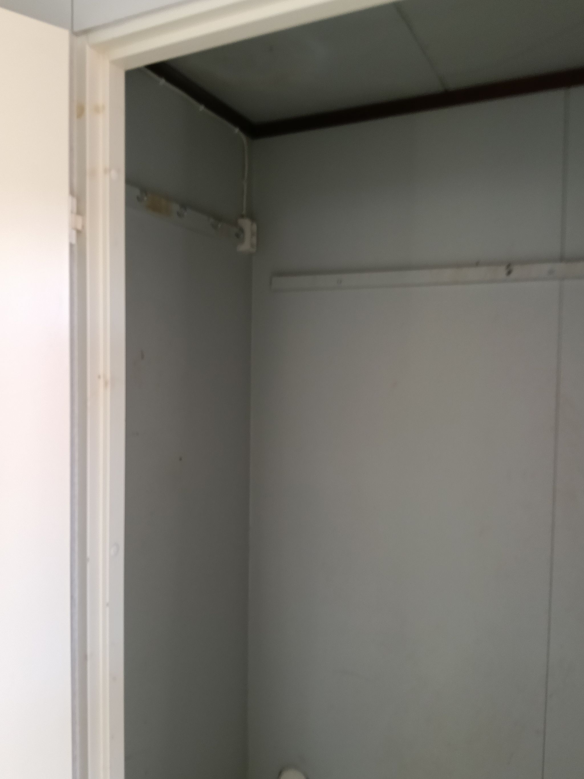Image 4/21