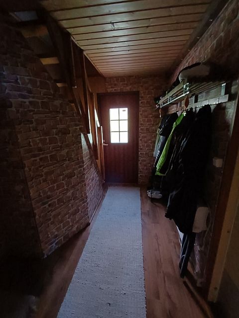 Image 9/45