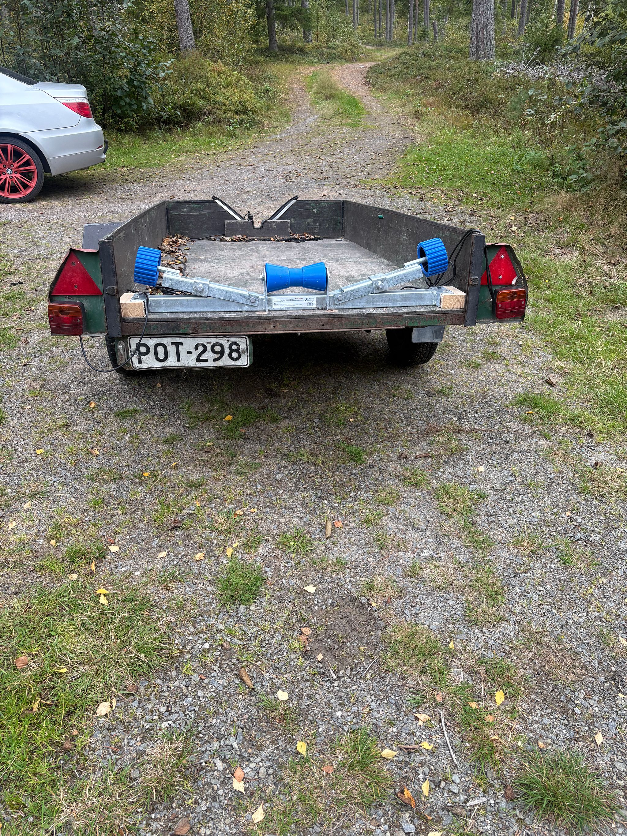 Image 2/6