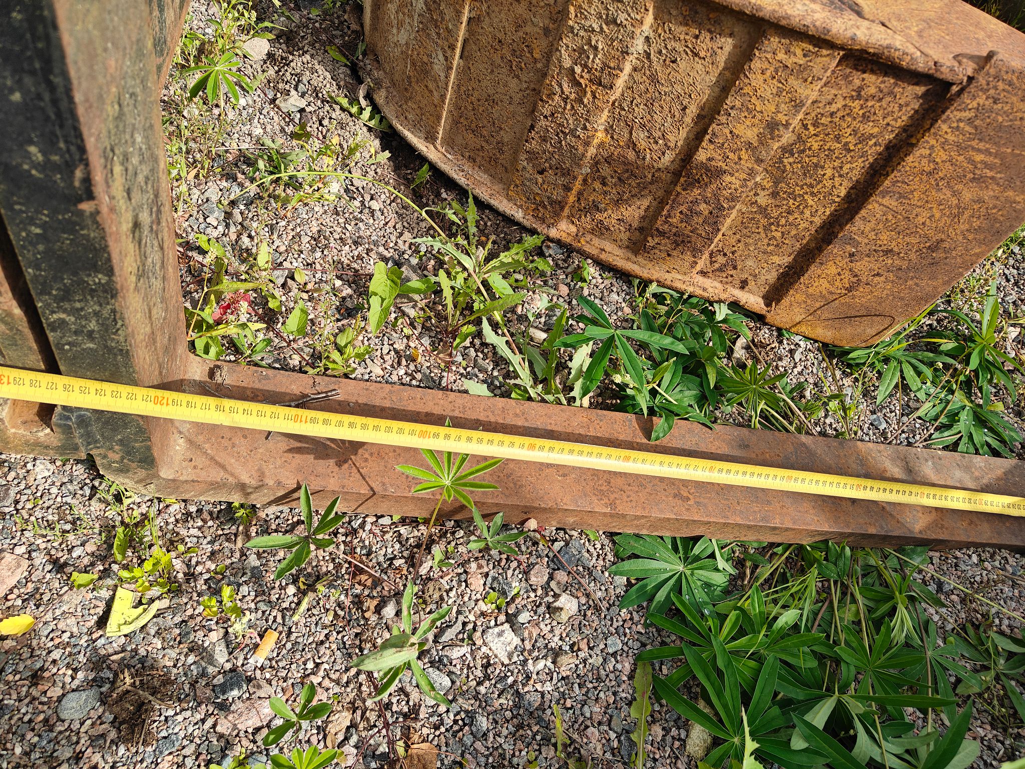 Image 3/3
