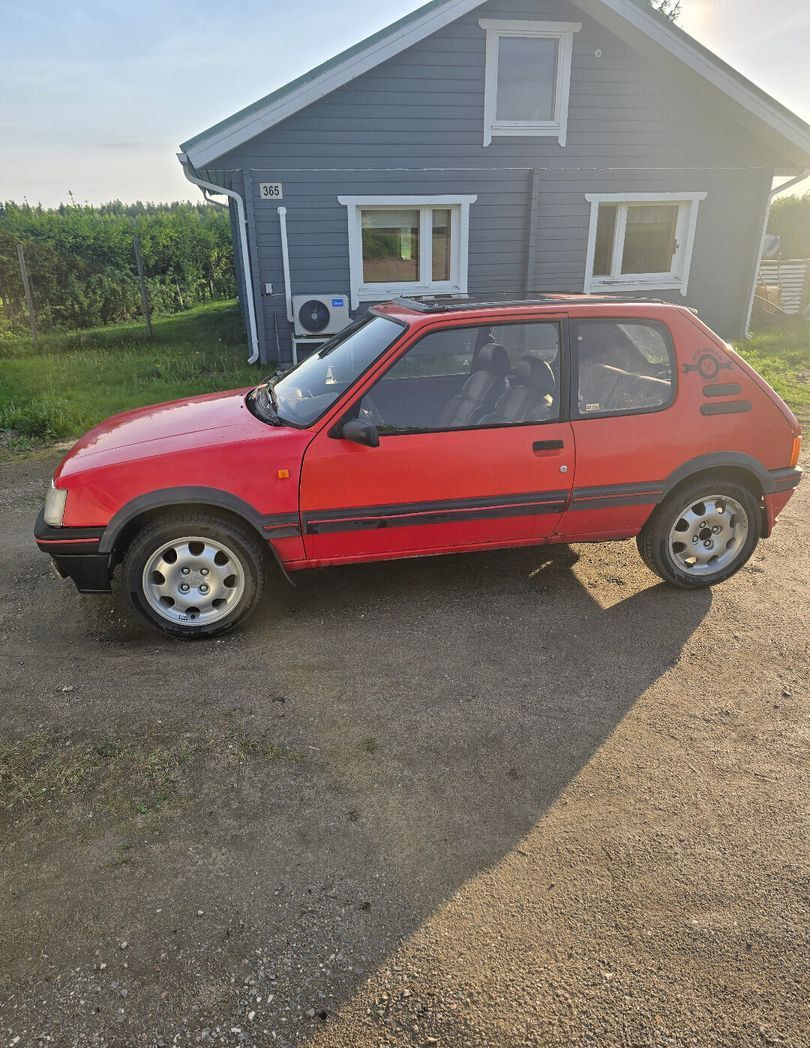 Image 2/10