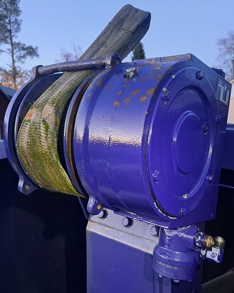 Image 1/4