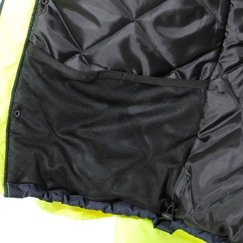 Image 3/7