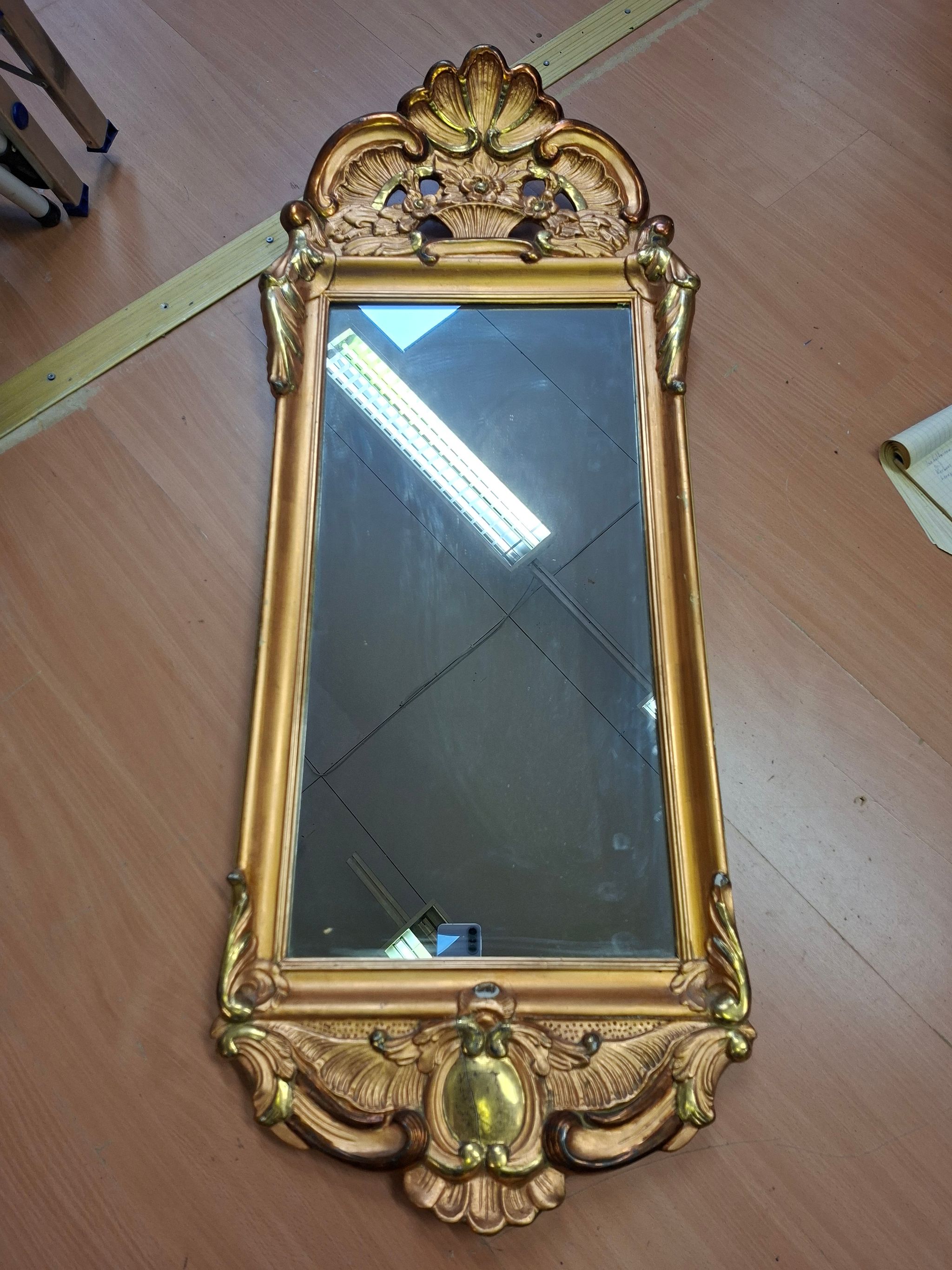Image 1/9