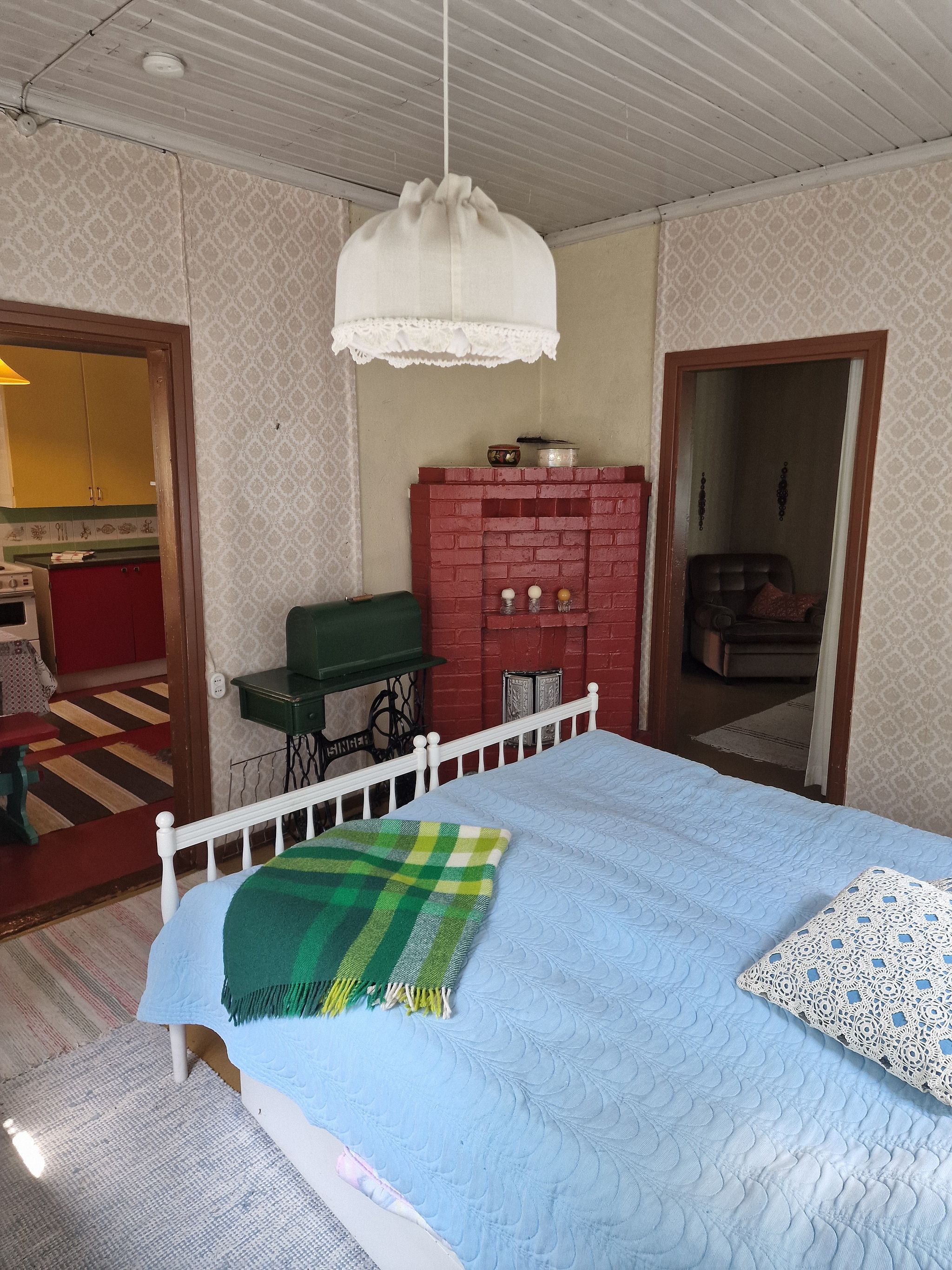 Image 33/37