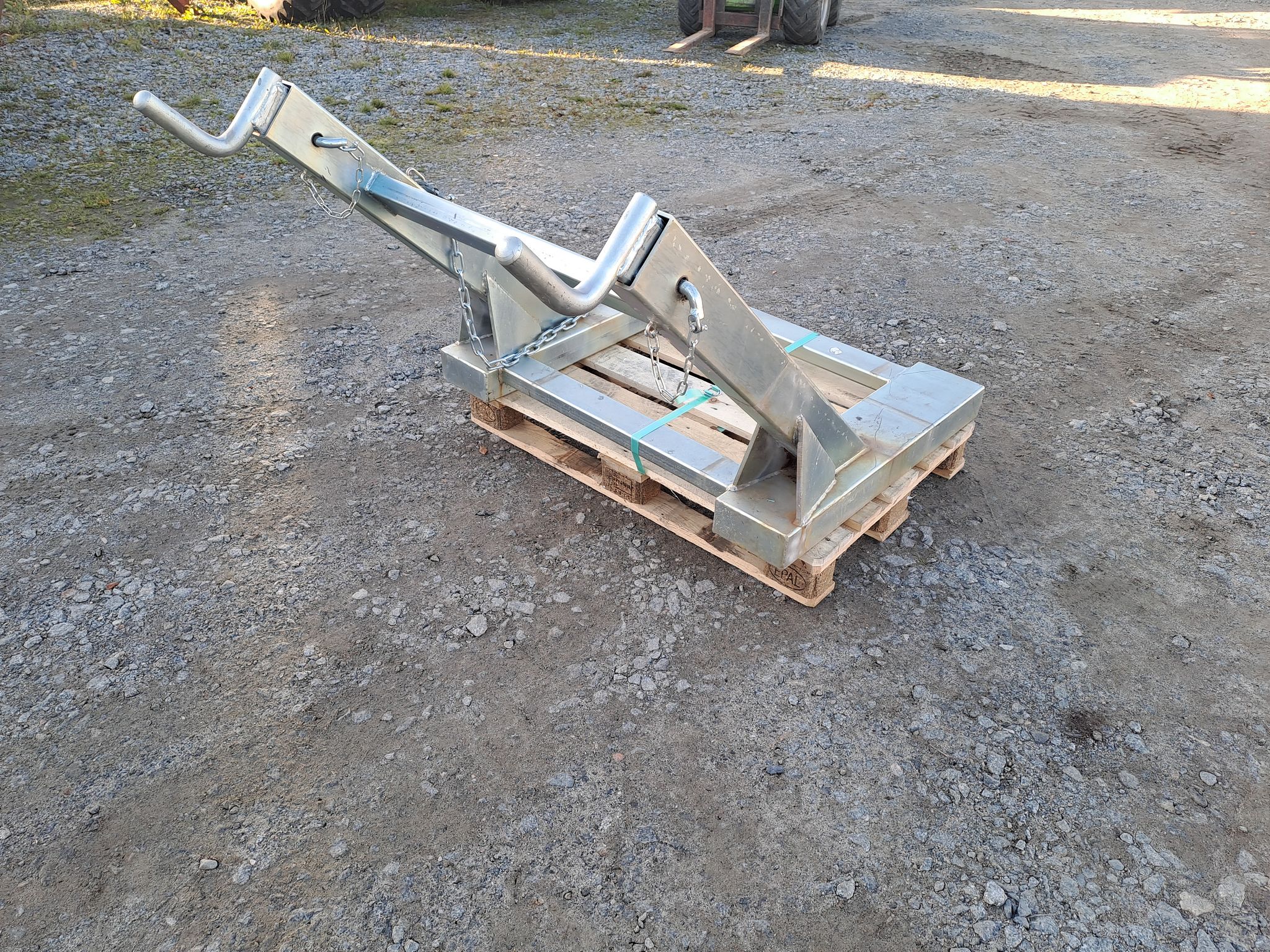 Image 6/9