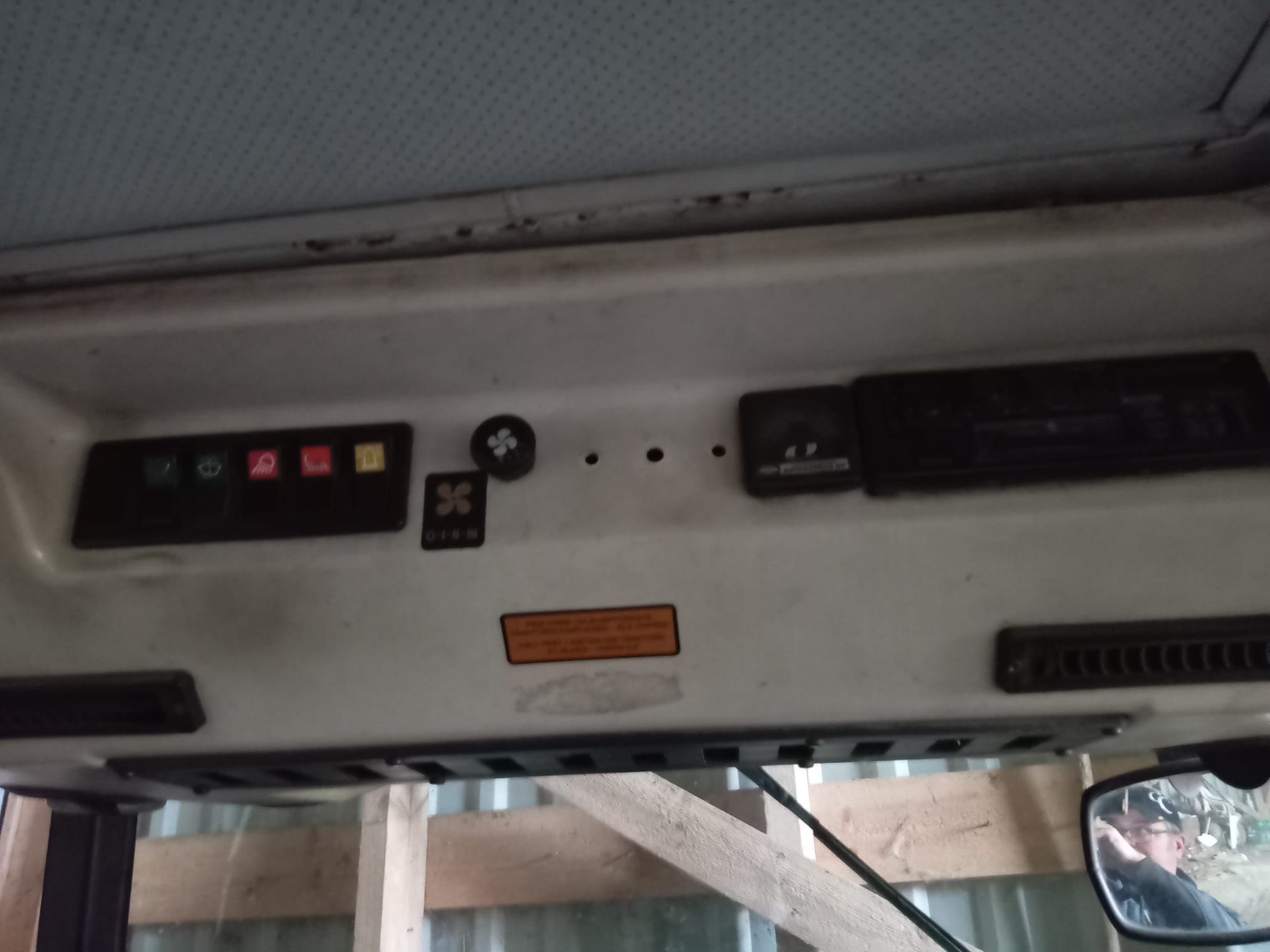Image 7/18