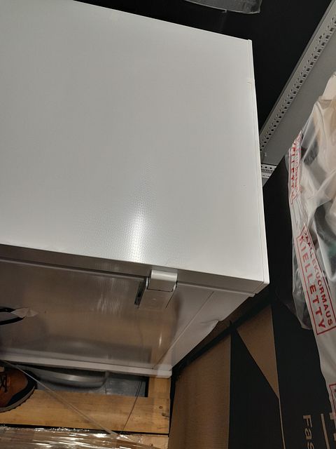 Image 6/6