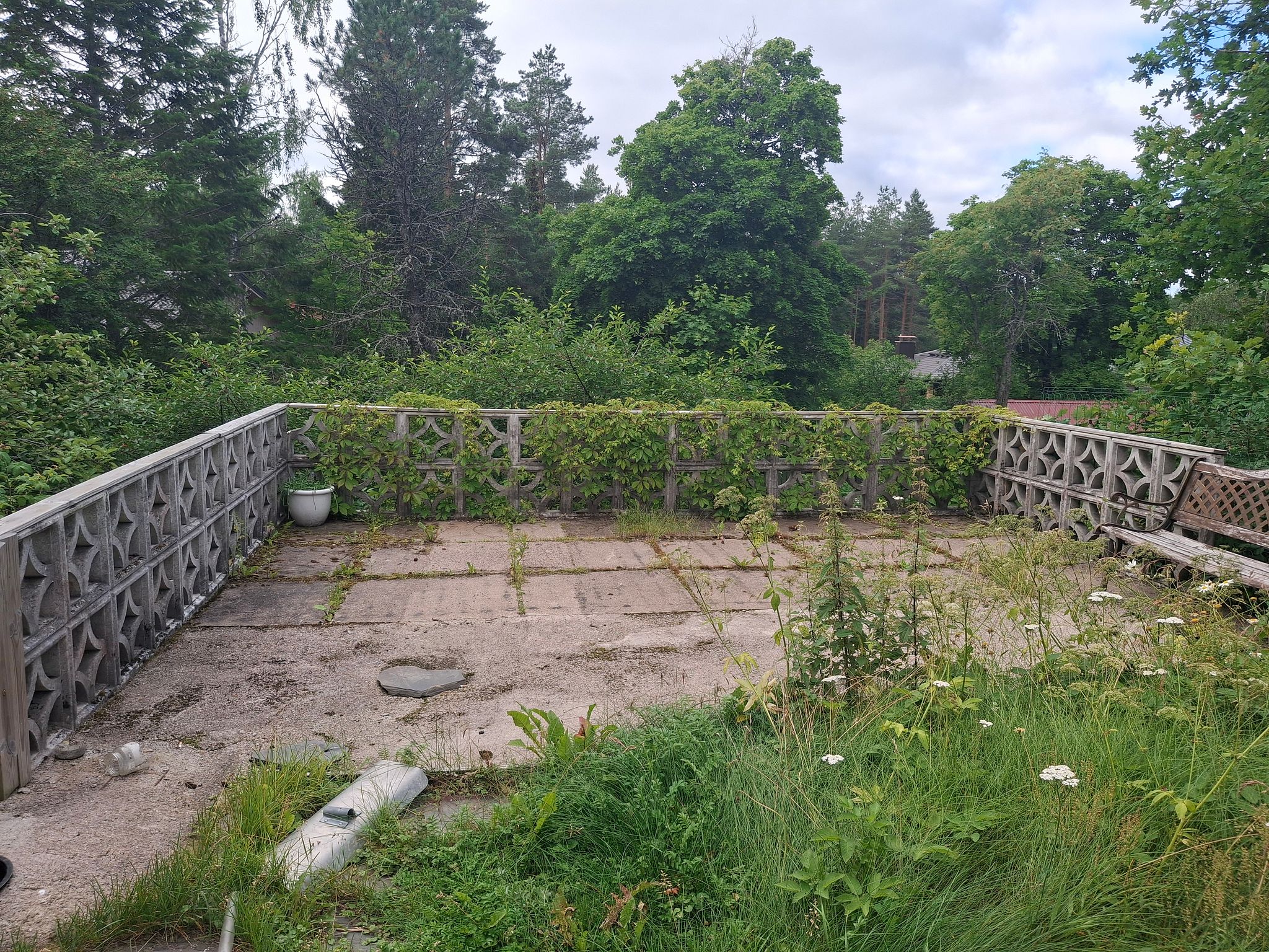 Image 6/34