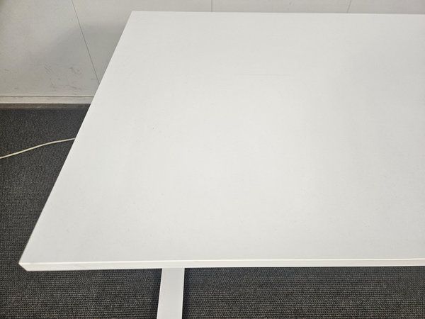 Image 7/9