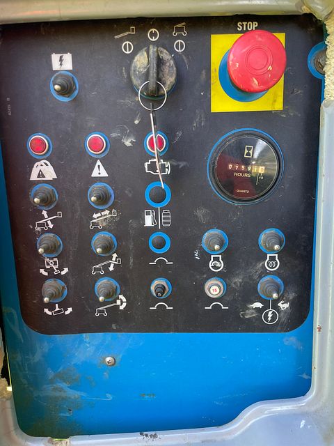 Image 3/7