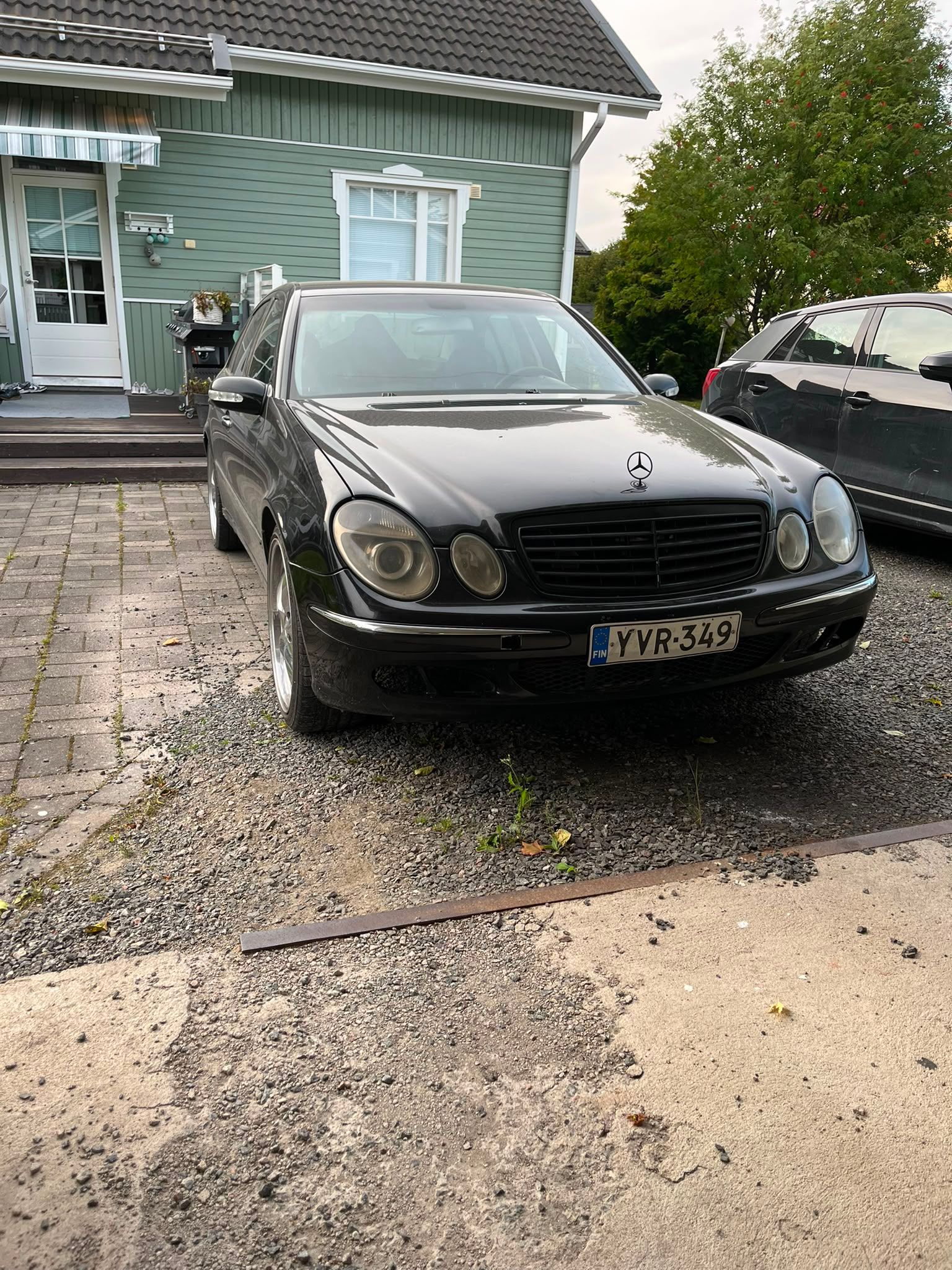 Image 1/16