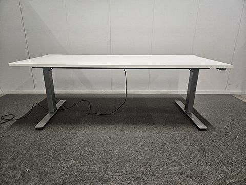 Image 5/6