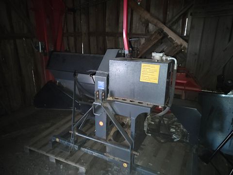 Image 1/10