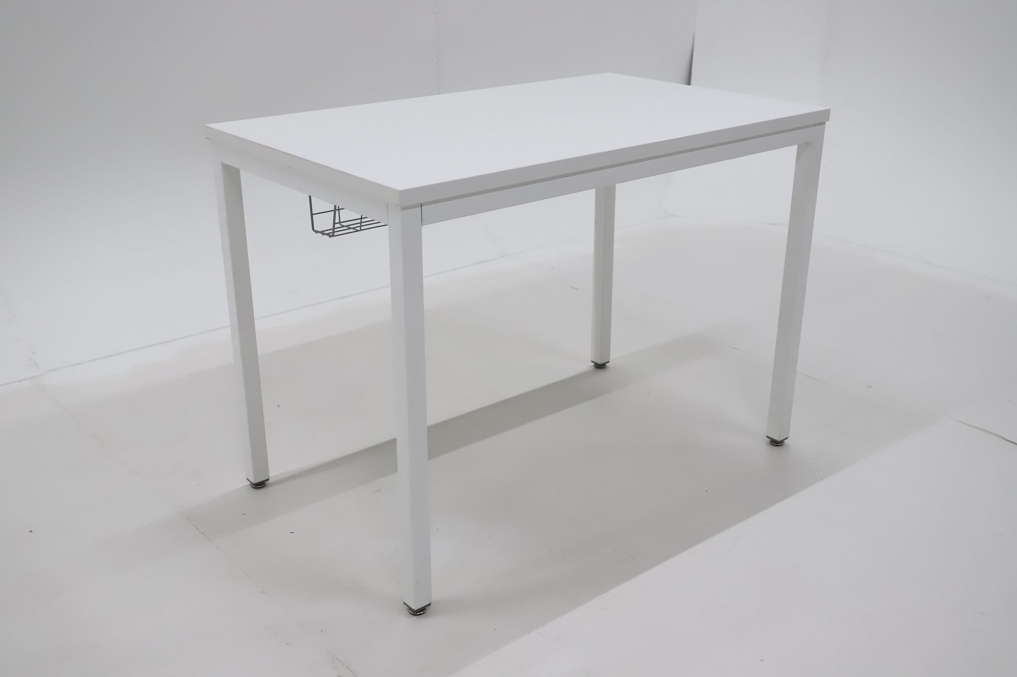 Image 2/8