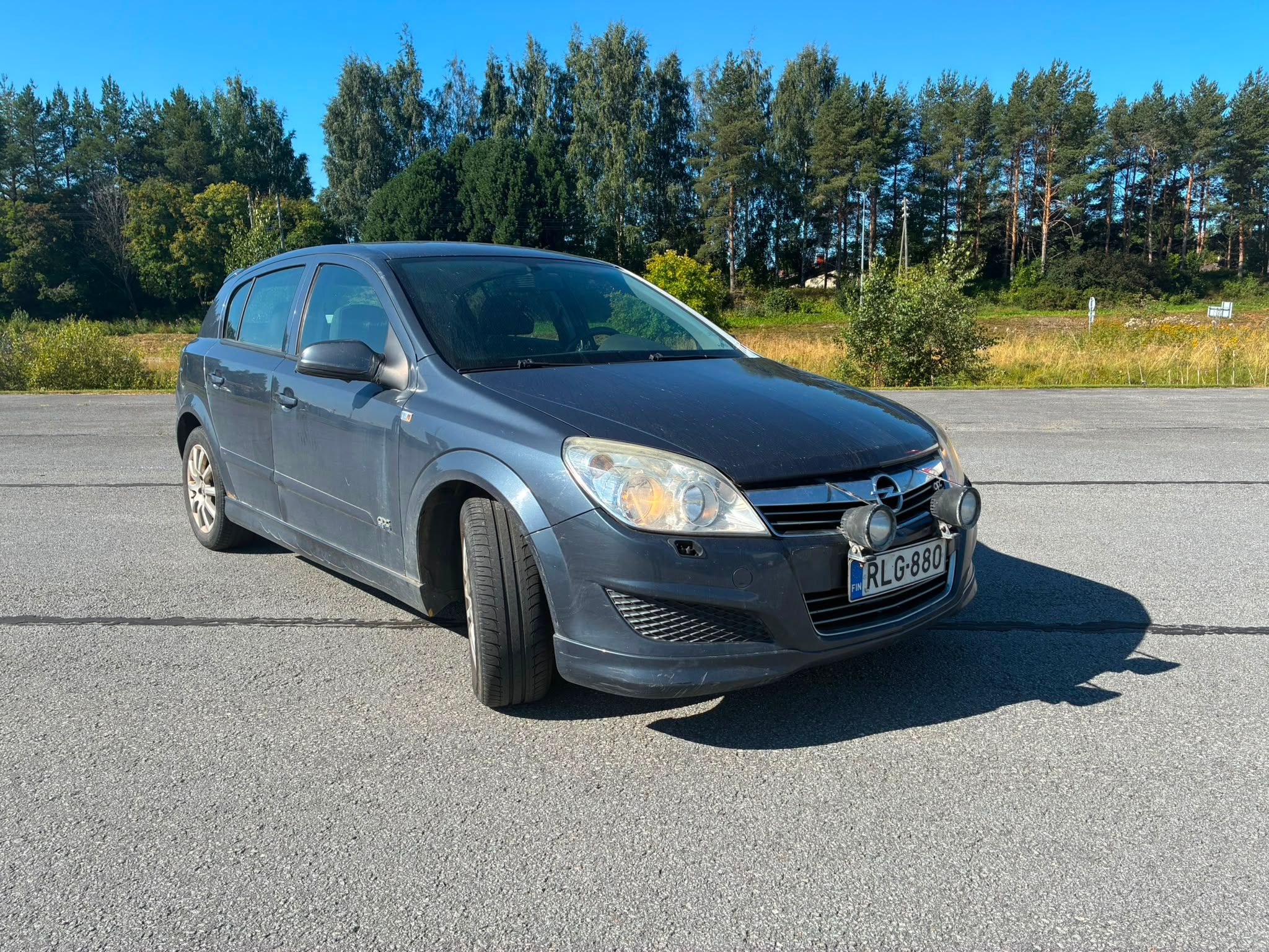 Image 1/18