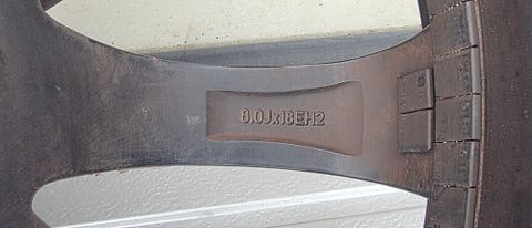 Image 19/24