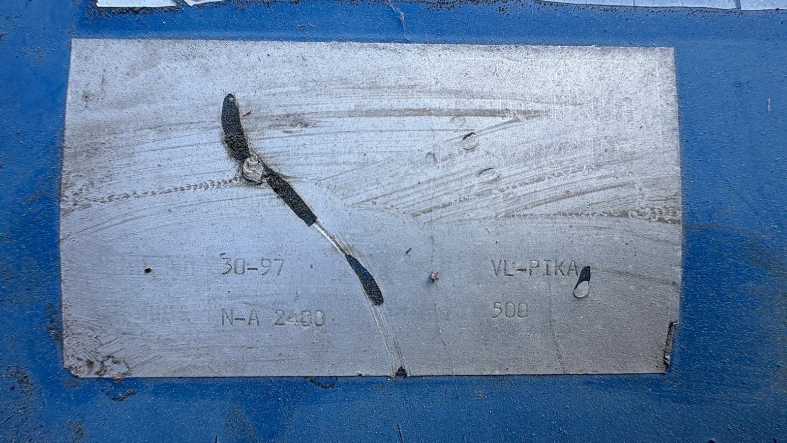 Image 8/9