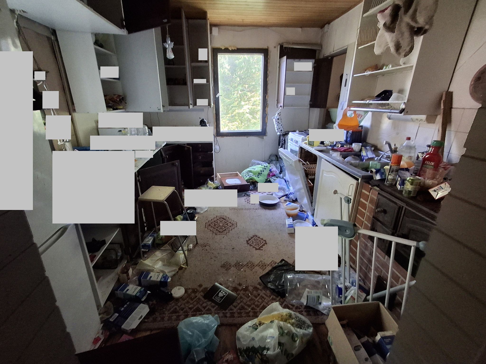 Image 8/32